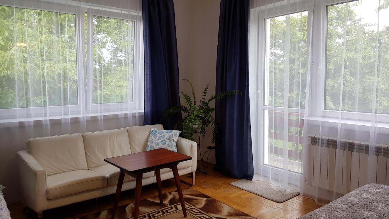 Apartament Tarnow-Moscice Przy Moscie Exterior photo